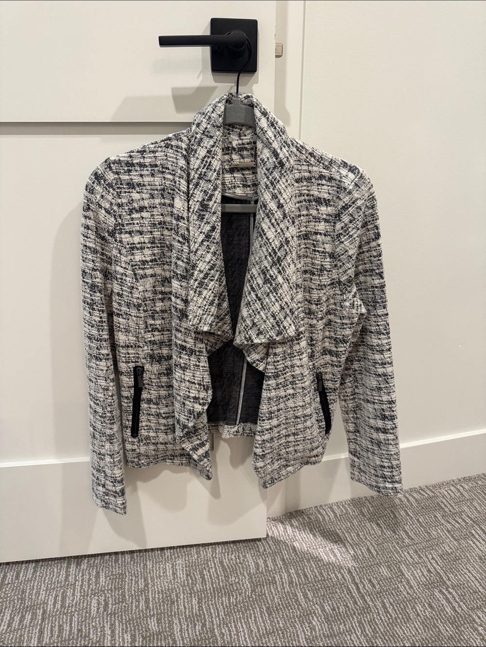 Black & White Open-Front Textured Jacket